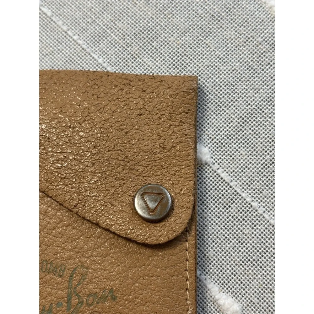 Ray-Ban please see
